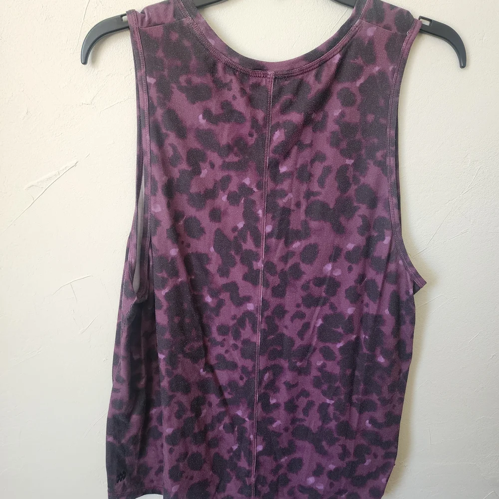 Womens Size Large Tank Top Bundle - Picture 7 of 13